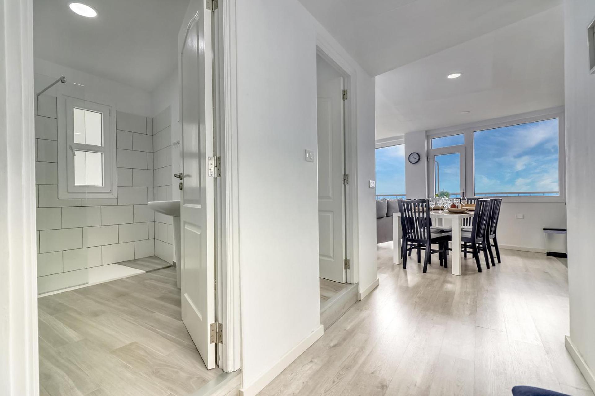 Central Modern Apartment With Private Parking & Ocean View & Coffee Corner Icod De Los Vinos Bagian luar foto
