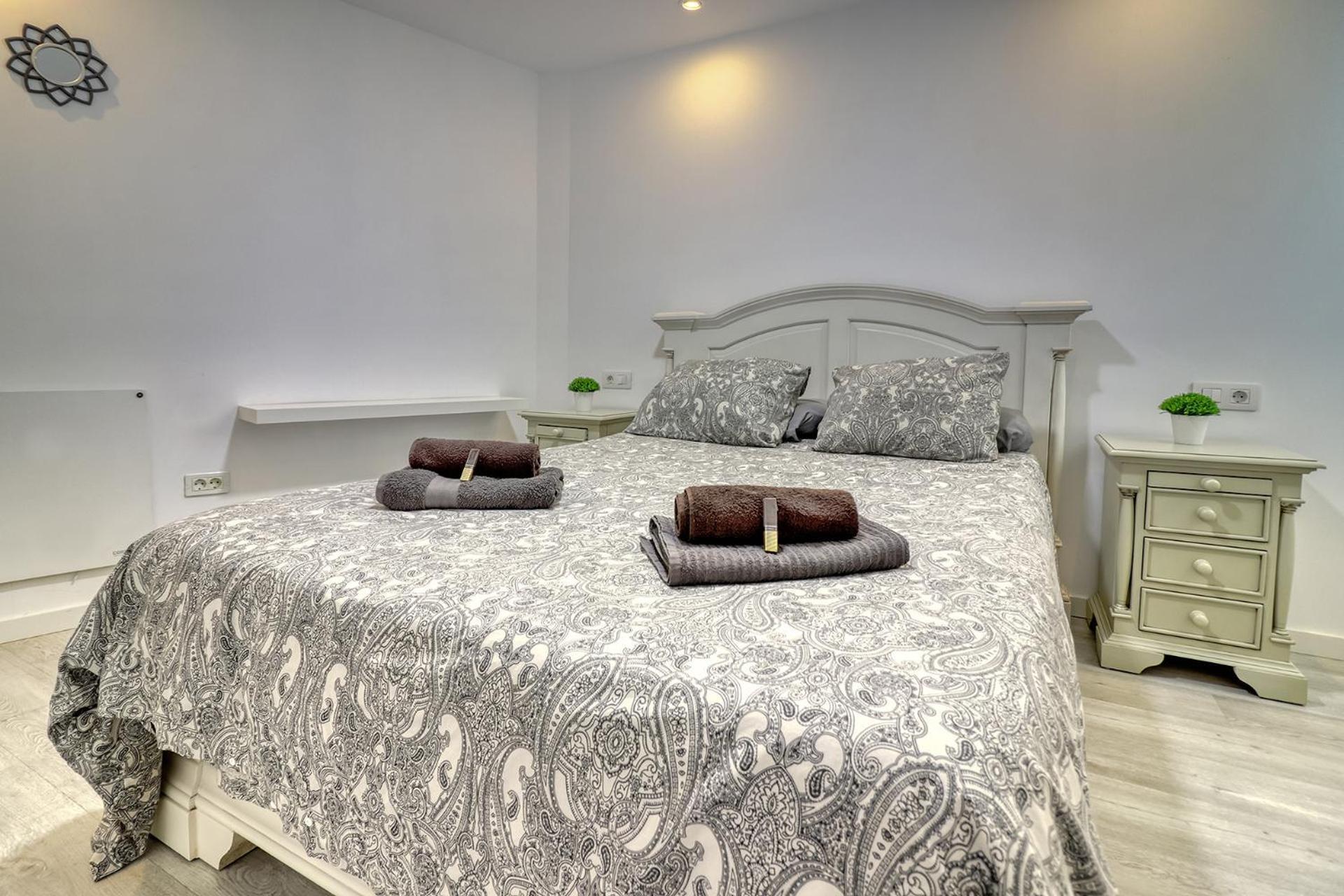 Central Modern Apartment With Private Parking & Ocean View & Coffee Corner Icod De Los Vinos Bagian luar foto